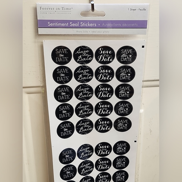 NWT Forever In Time Set of 40 Round Black/White SAVE THE DATE Sticker Seals! - Picture 4 of 9